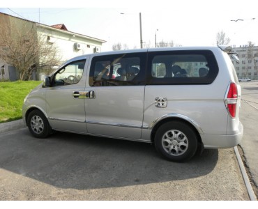 Minibus HYUNDAI H1